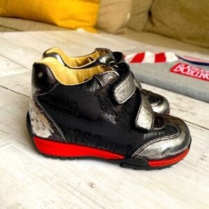Moschino Hightop Toddler Velcro Sneaker